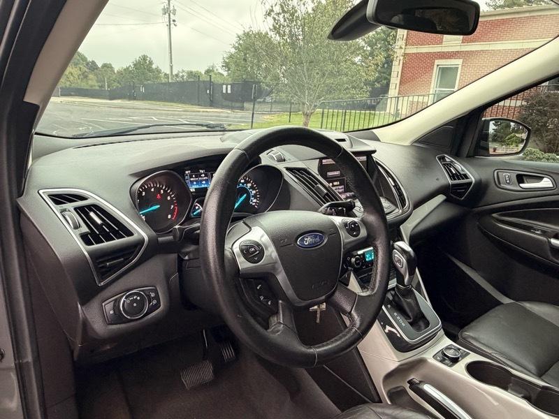 Ford Escape SEL 4WD 2013