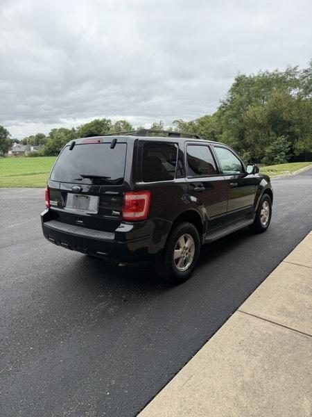 Ford Escape XLT FWD 2011