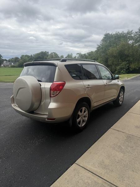 Toyota RAV4 Limited I4 4WD 2007