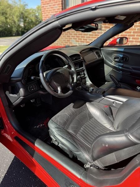 Chevrolet Corvette Coupe 2004