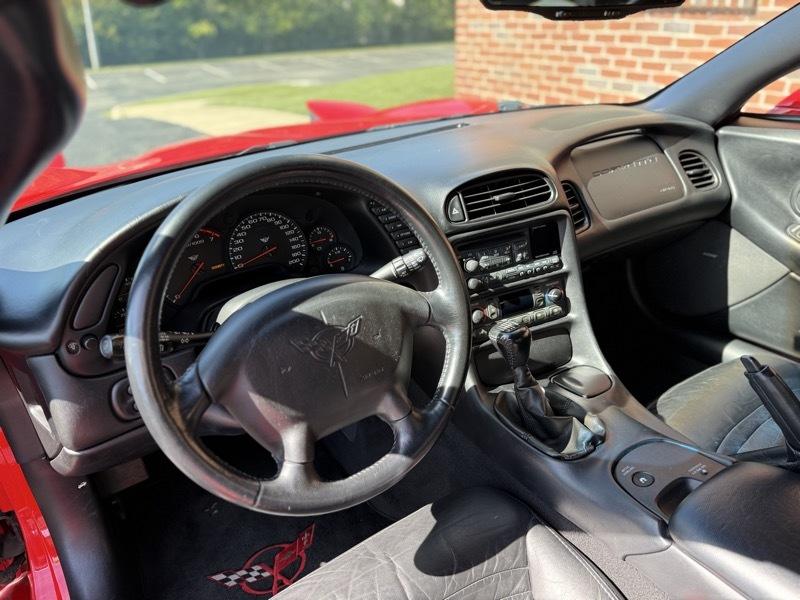 Chevrolet Corvette Coupe 2004