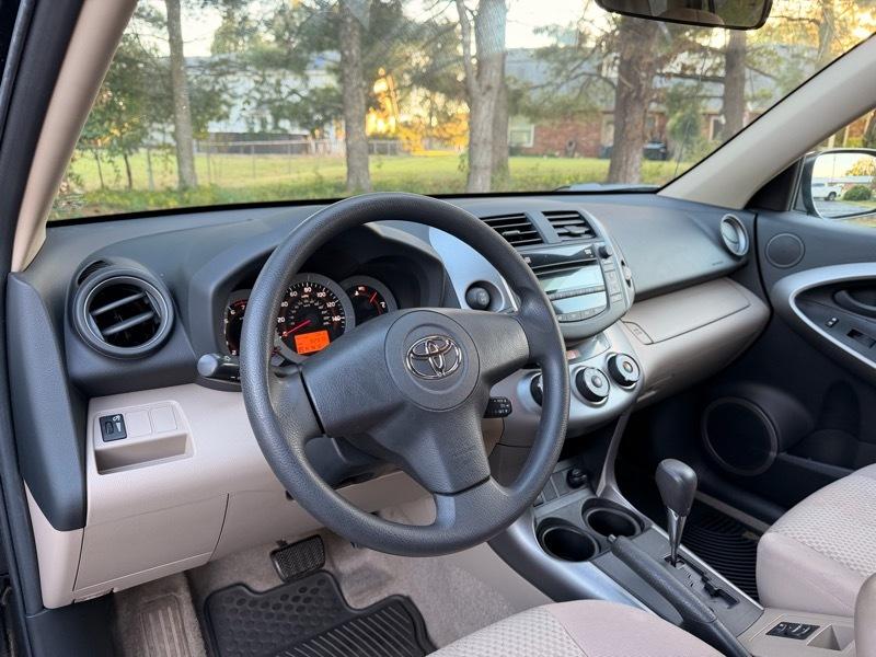 Toyota RAV4  2008