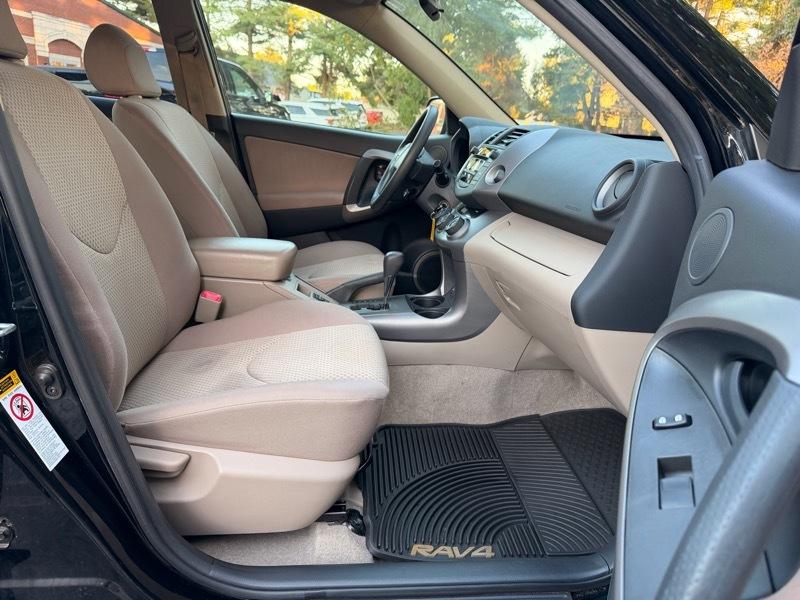 Toyota RAV4  2008