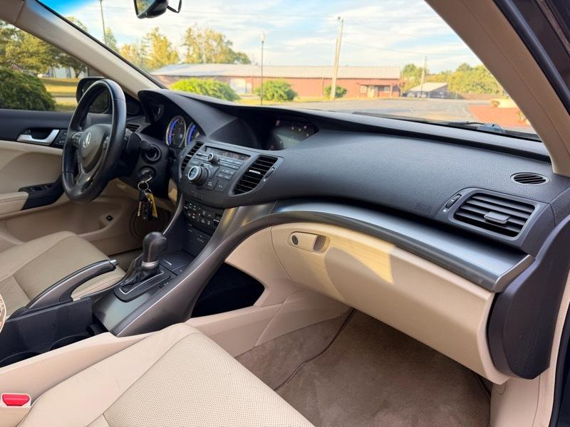 Acura TSX  2013