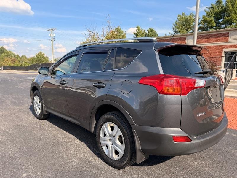 Toyota RAV4 LE AWD 2015