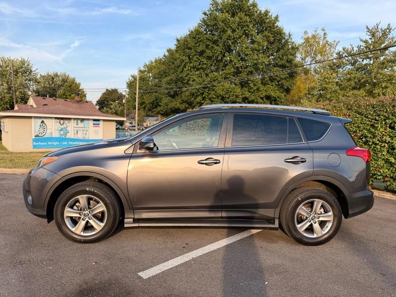 Toyota RAV4 XLE FWD 2015