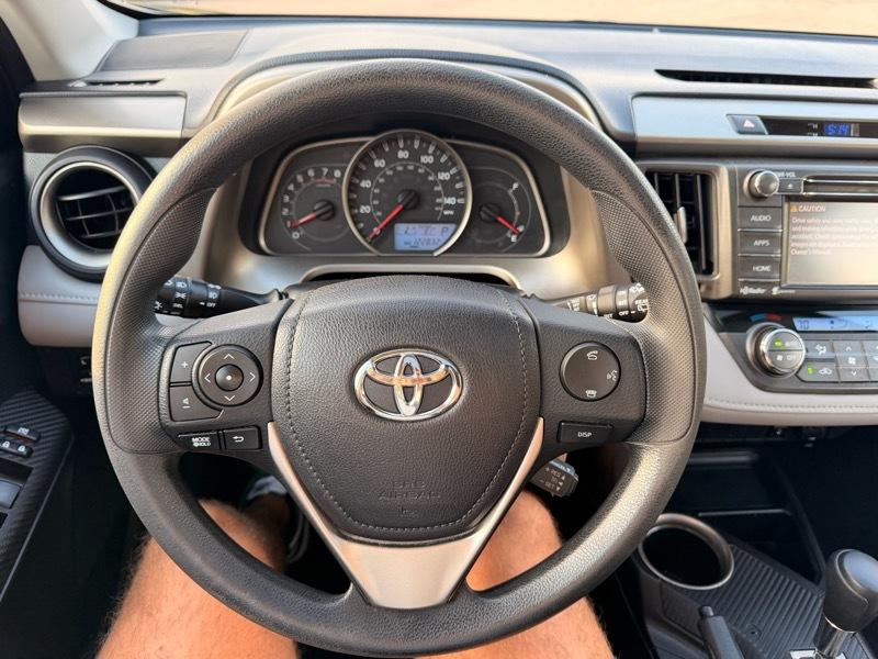Toyota RAV4 XLE FWD 2015