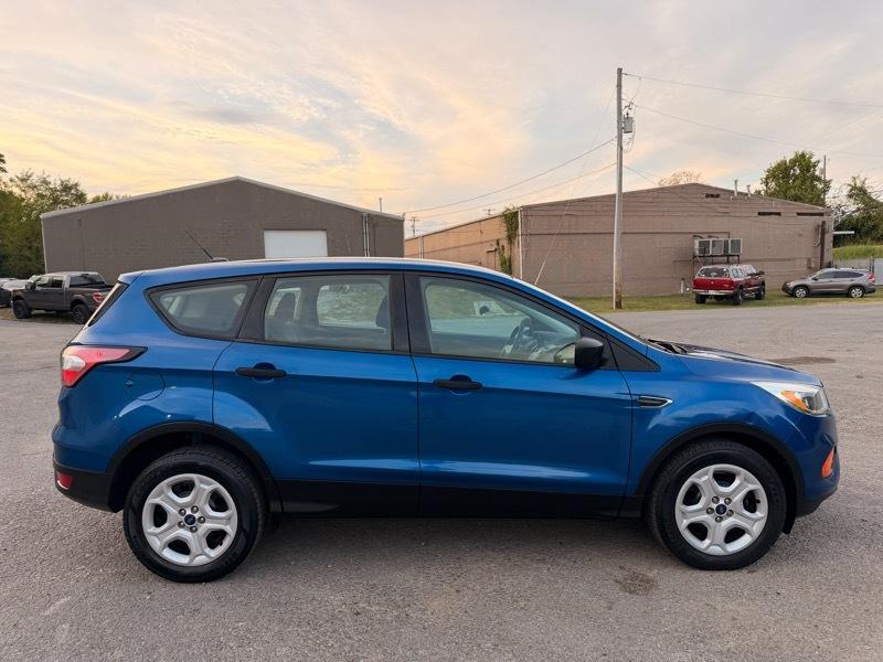 Ford Escape  2017