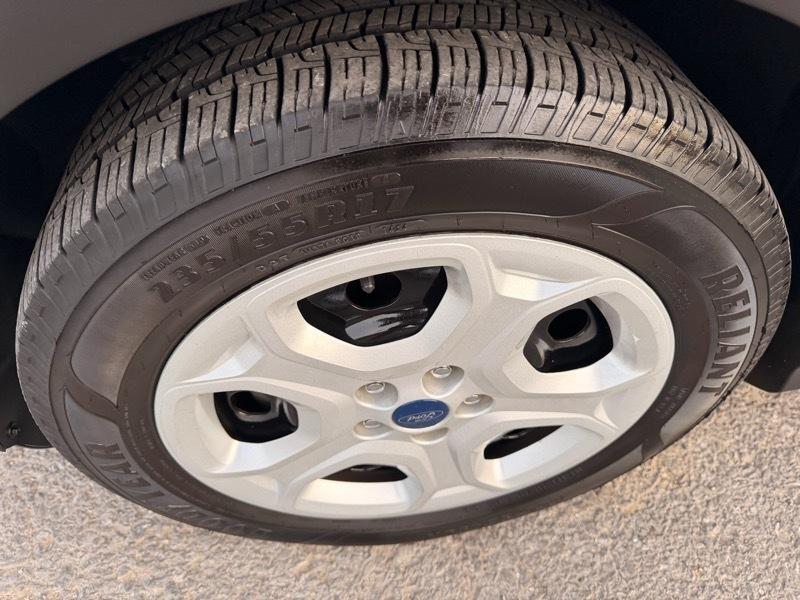 Ford Escape  2017