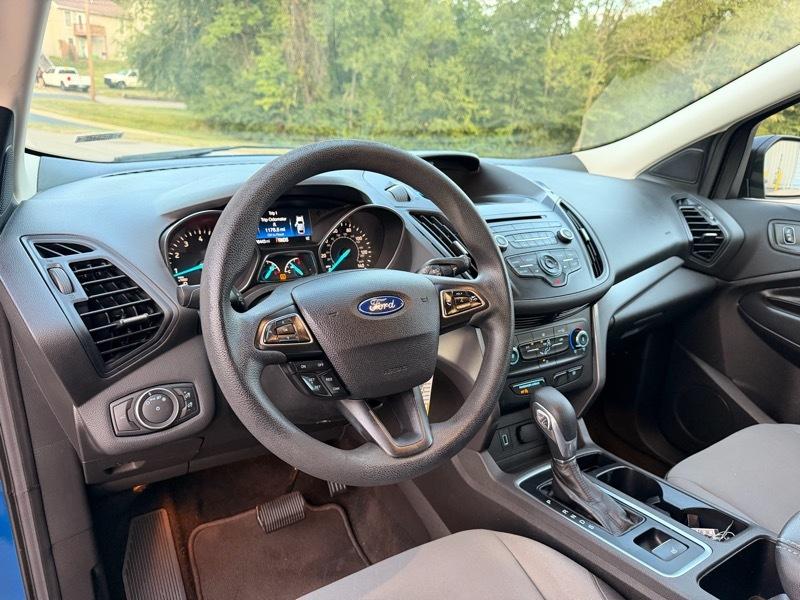 Ford Escape  2017