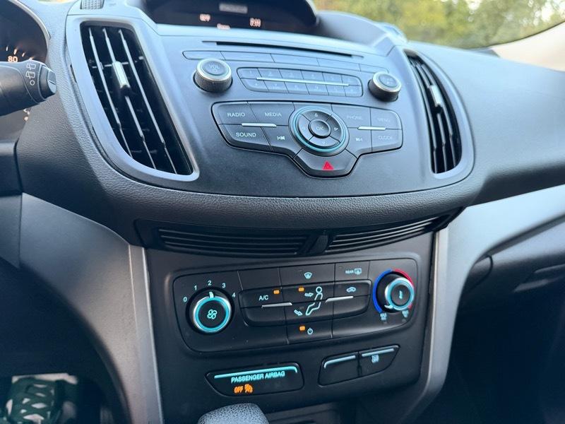 Ford Escape  2017