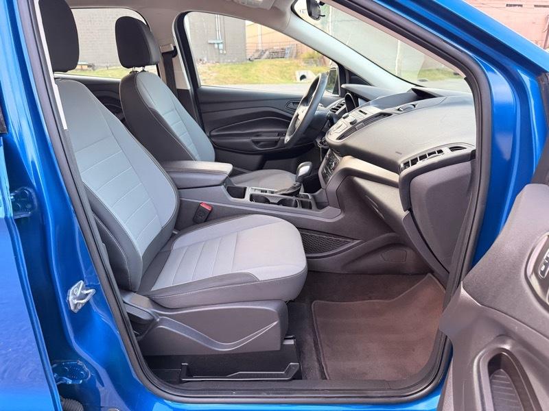 Ford Escape  2017