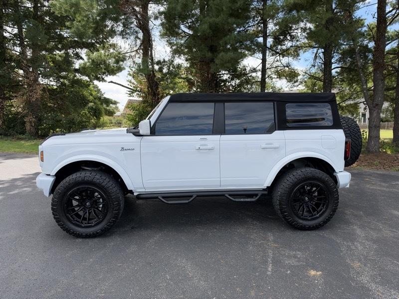 Ford Bronco Outer Banks 4-Door 2022
