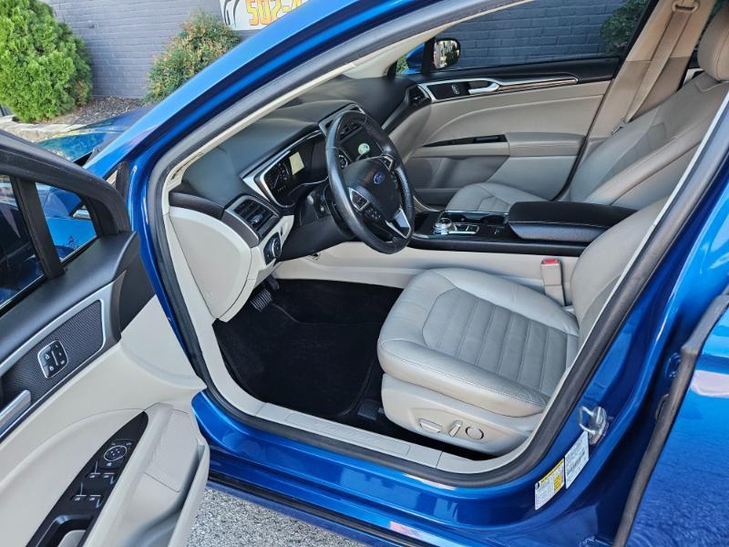 Ford Fusion SE 2017