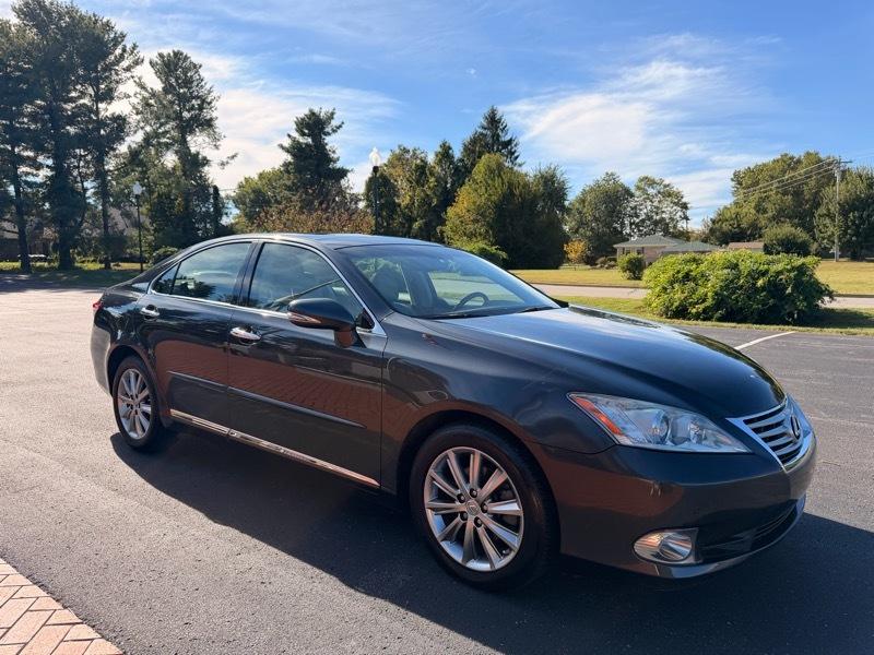 Lexus ES 350  2010