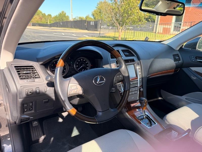 Lexus ES 350  2010