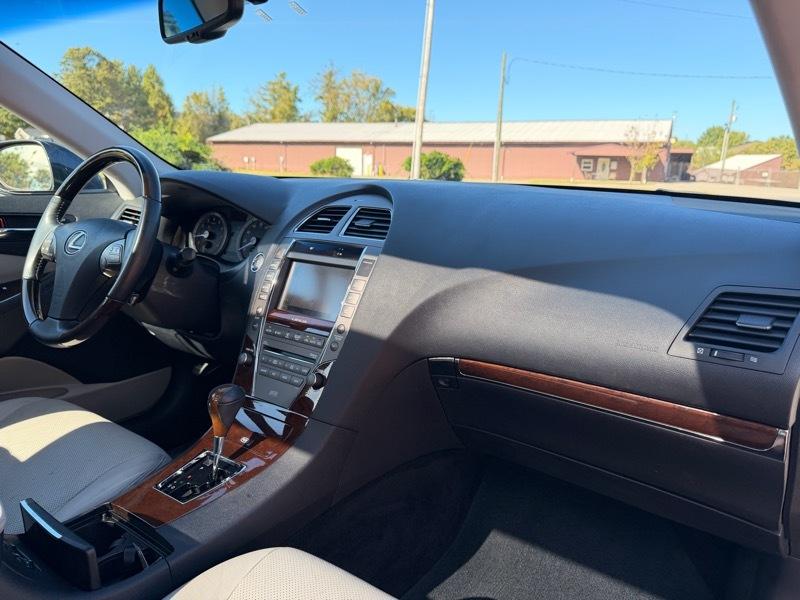 Lexus ES 350  2010