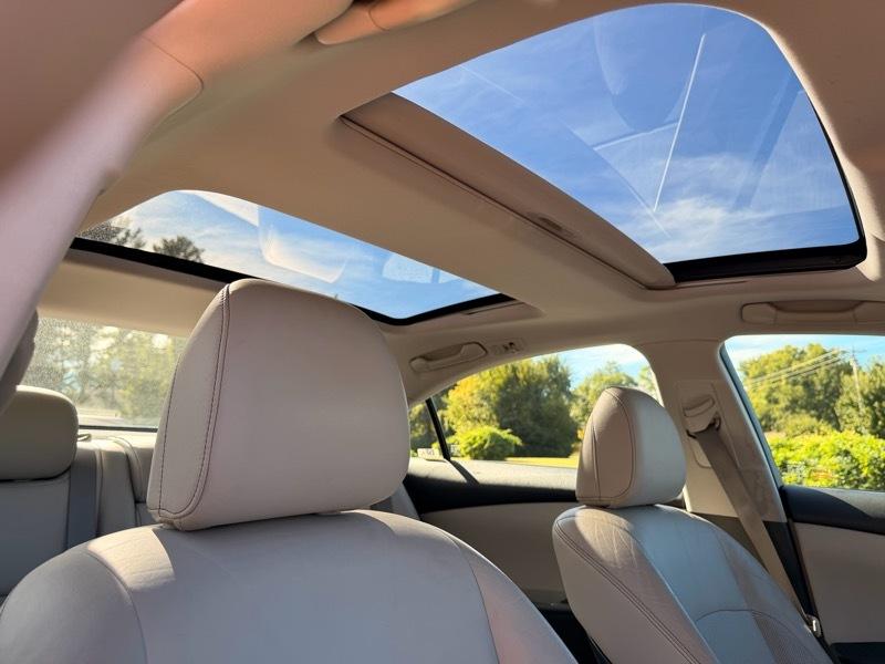 Lexus ES 350  2010