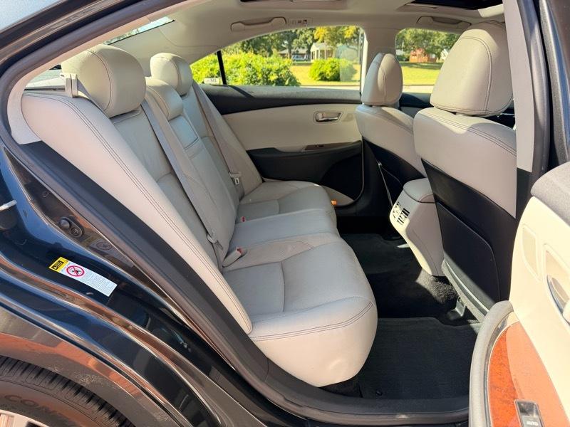Lexus ES 350  2010