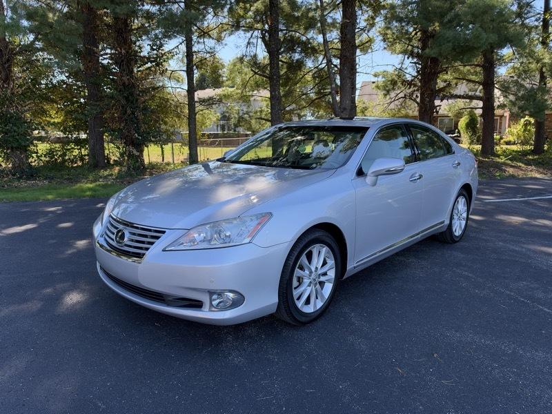 Lexus ES 350 Sedan 2012
