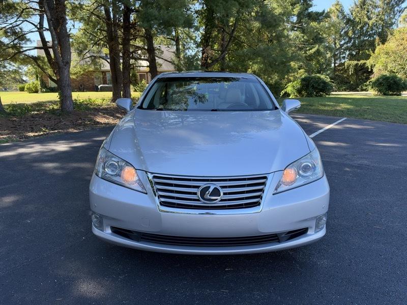 Lexus ES 350 Sedan 2012