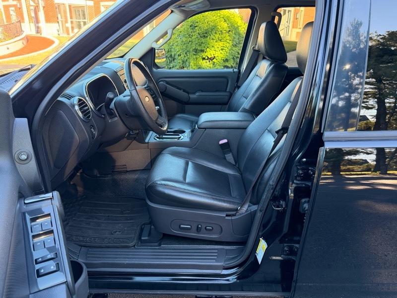 Ford Explorer Sport Trac  2010