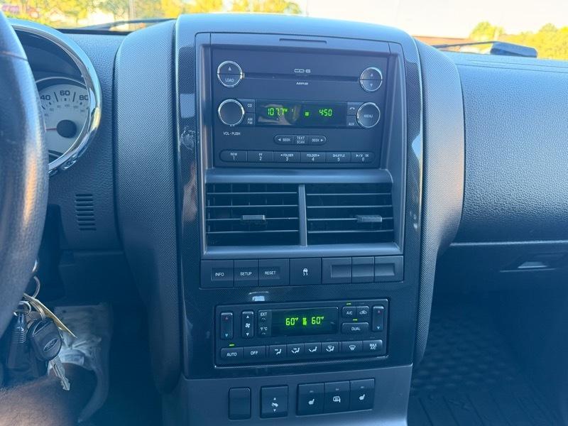 Ford Explorer Sport Trac  2010