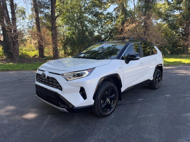 Toyota RAV4 Hybrid XSE 2019