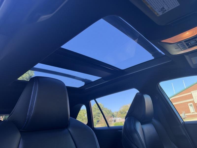 Toyota RAV4 Hybrid XSE 2019
