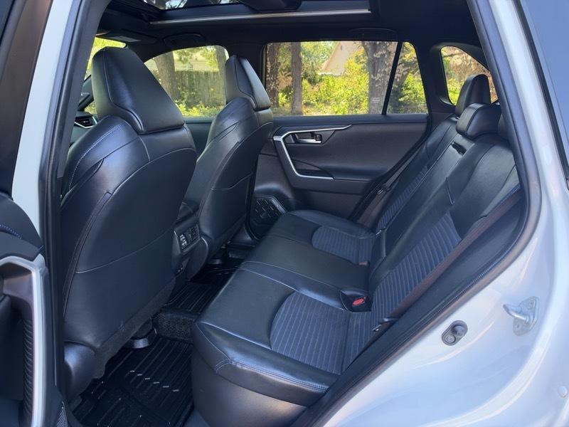 Toyota RAV4 Hybrid XSE 2019