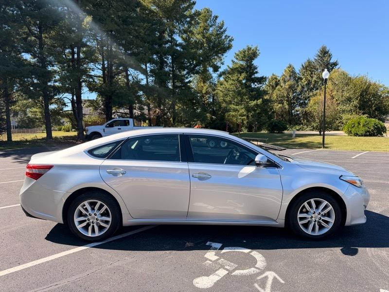 Toyota Avalon XLE 2013
