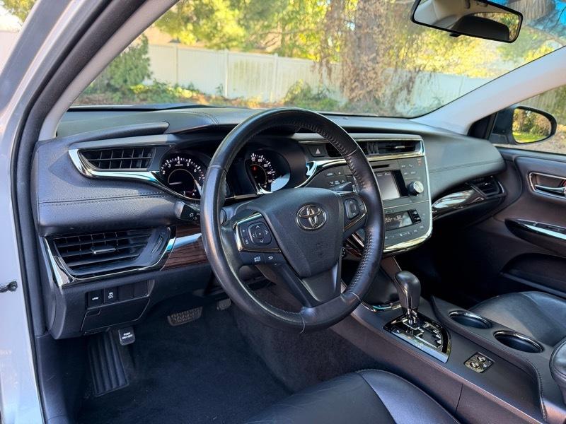 Toyota Avalon XLE 2013