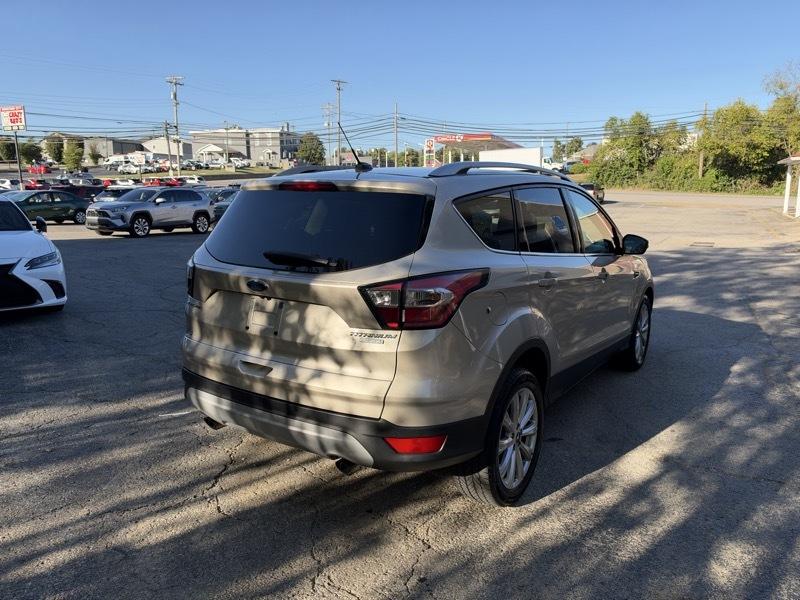 Ford Escape Titanium FWD 2017