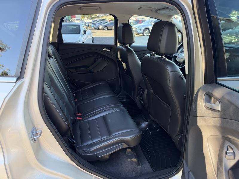 Ford Escape Titanium FWD 2017