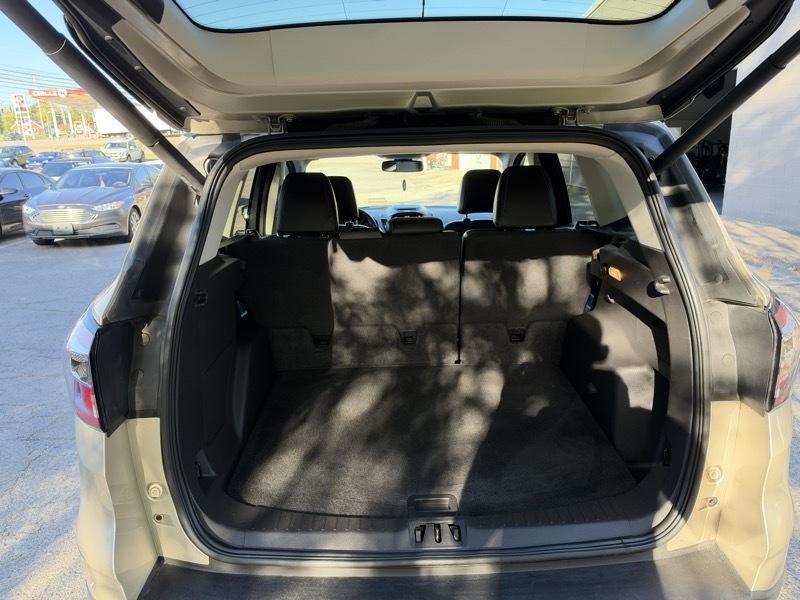 Ford Escape Titanium FWD 2017