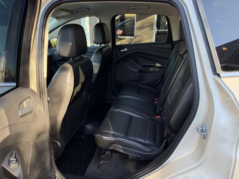 Ford Escape Titanium FWD 2017