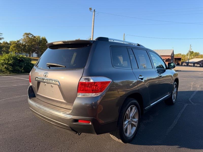 Toyota Highlander Limited 2012