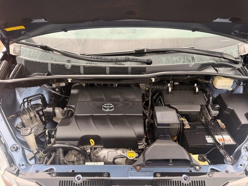 Toyota Sienna XLE FWD 8-Passenger V6 2014