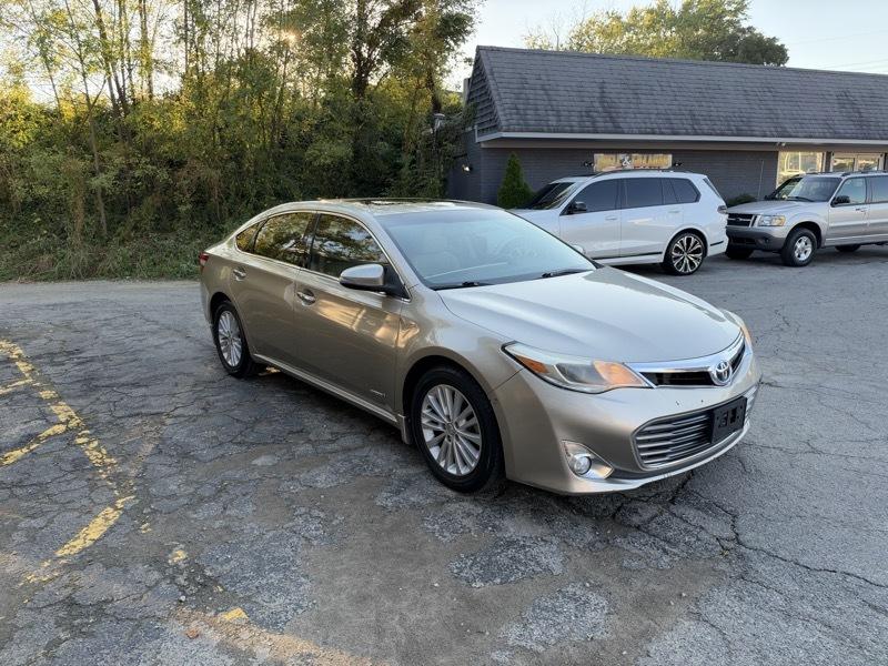 Toyota Avalon Hybrid XLE Premium 2015