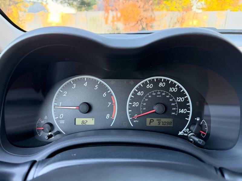 Toyota Corolla LE 2011