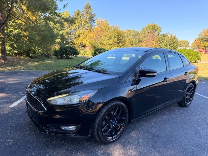 Ford Focus SE Sedan 2016