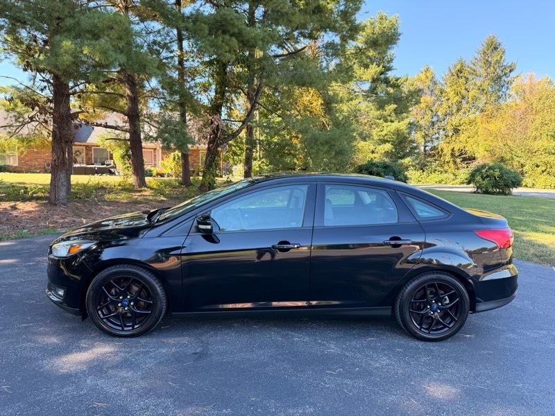 Ford Focus SE Sedan 2016