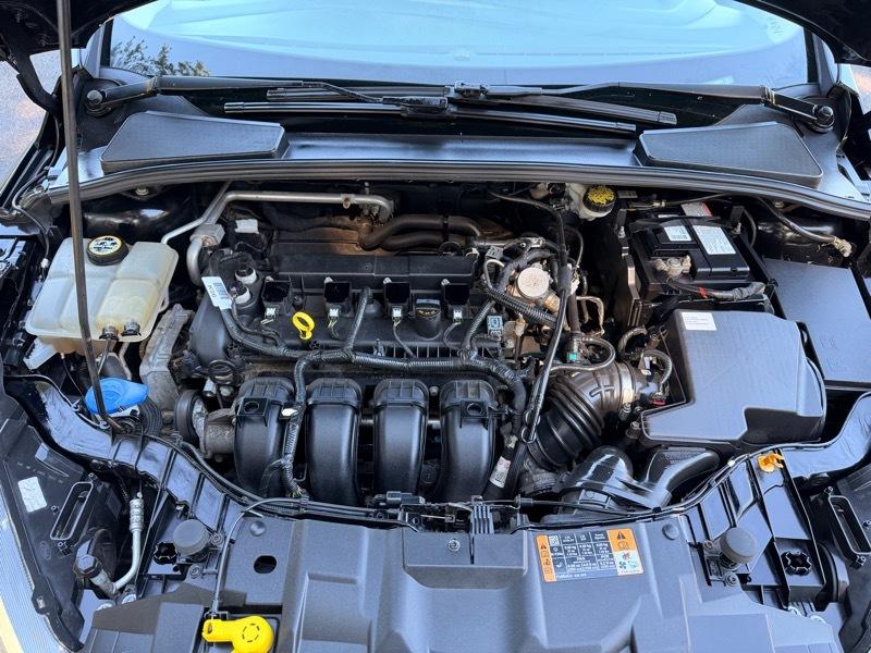 Ford Focus SE Sedan 2016