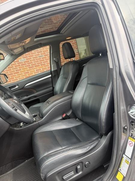 Toyota Highlander XLE AWD V6 2016