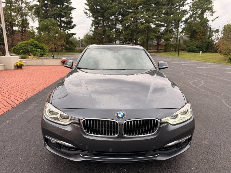 BMW 3-Series  2017