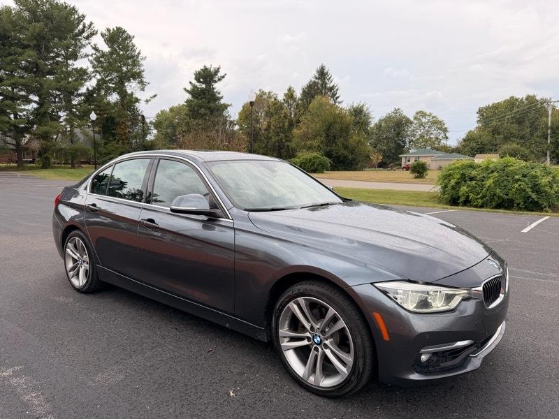 BMW 3-Series  2017