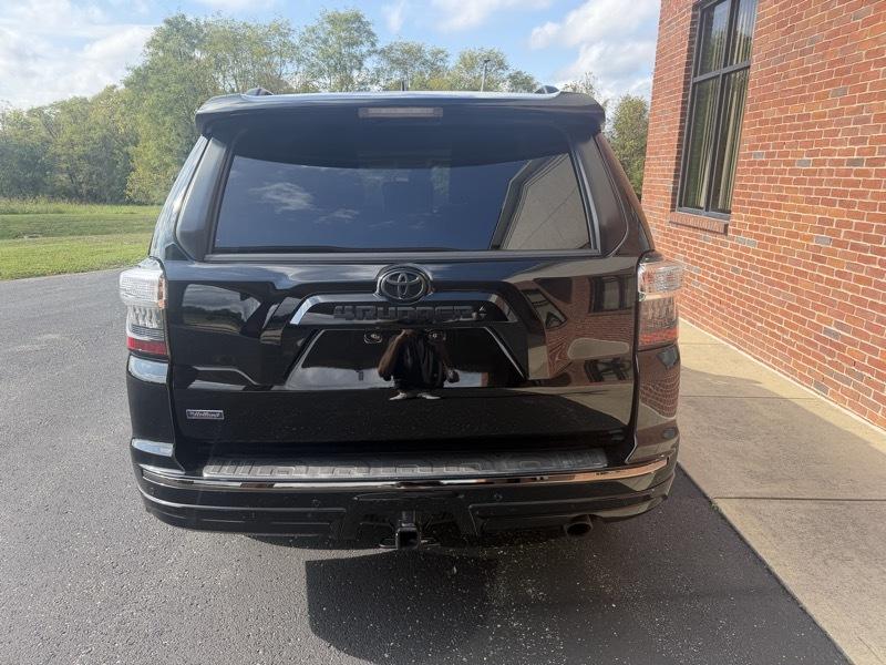 Toyota 4Runner Limited Nightshade Edition 4WD 2020