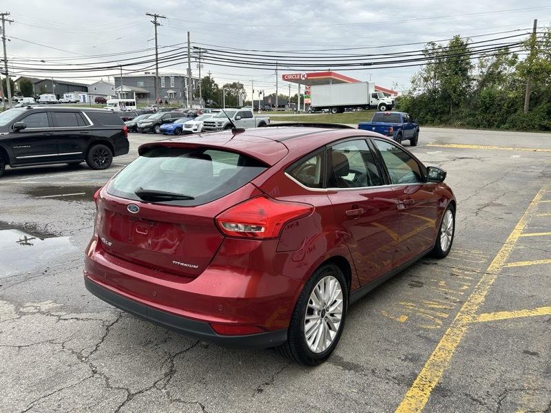 Ford Focus Titanium Hatch 2017