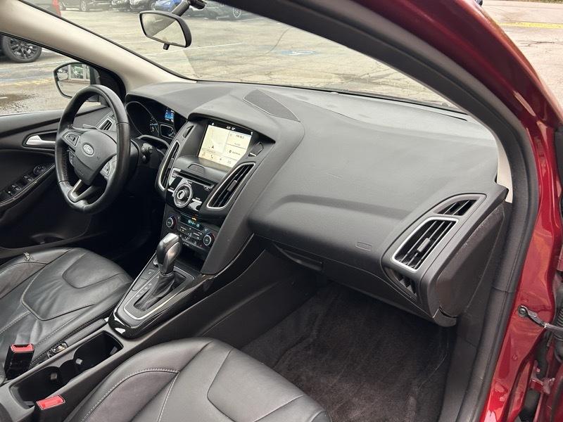 Ford Focus Titanium Hatch 2017