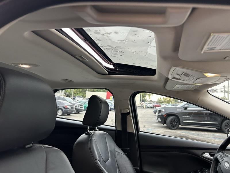 Ford Focus Titanium Hatch 2017